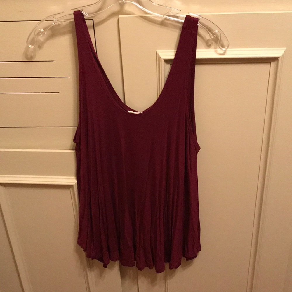Maroon flowy tank top